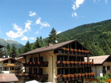 Hotel Binelli بينْسولُ المظهر الخارجي الصورة