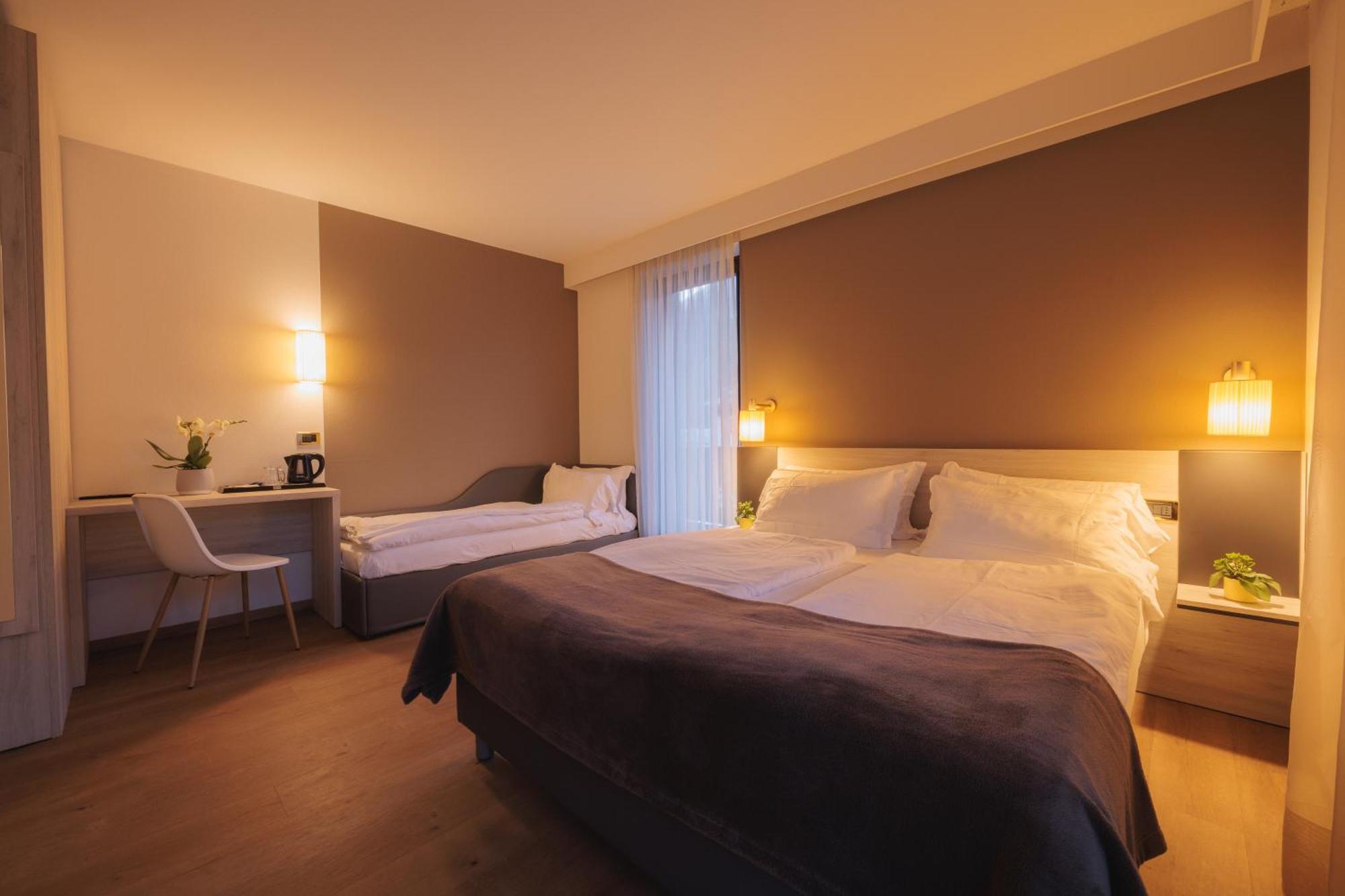 Hotel Binelli بينْسولُ المظهر الخارجي الصورة