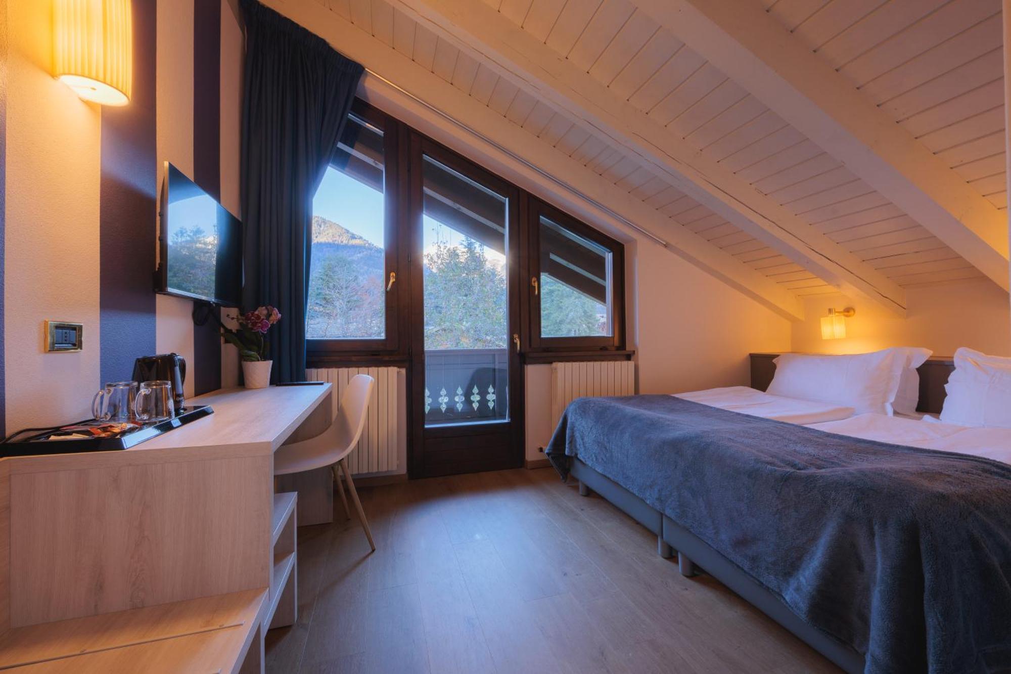 Hotel Binelli بينْسولُ المظهر الخارجي الصورة